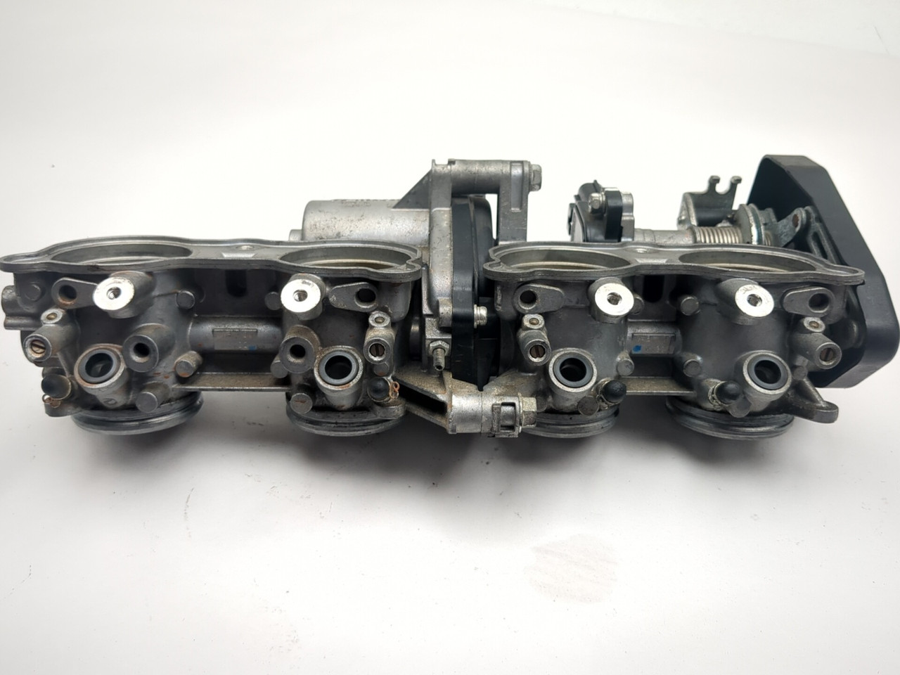 Yamaha YZF R1 Throttle Body Assembly 14B-13750-00-00 09-14 2026年