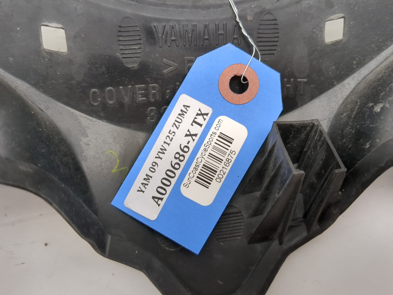 09-15 Yamaha Zuma YW125 Front Headlight Trim Cover 32S-H4144-00-00