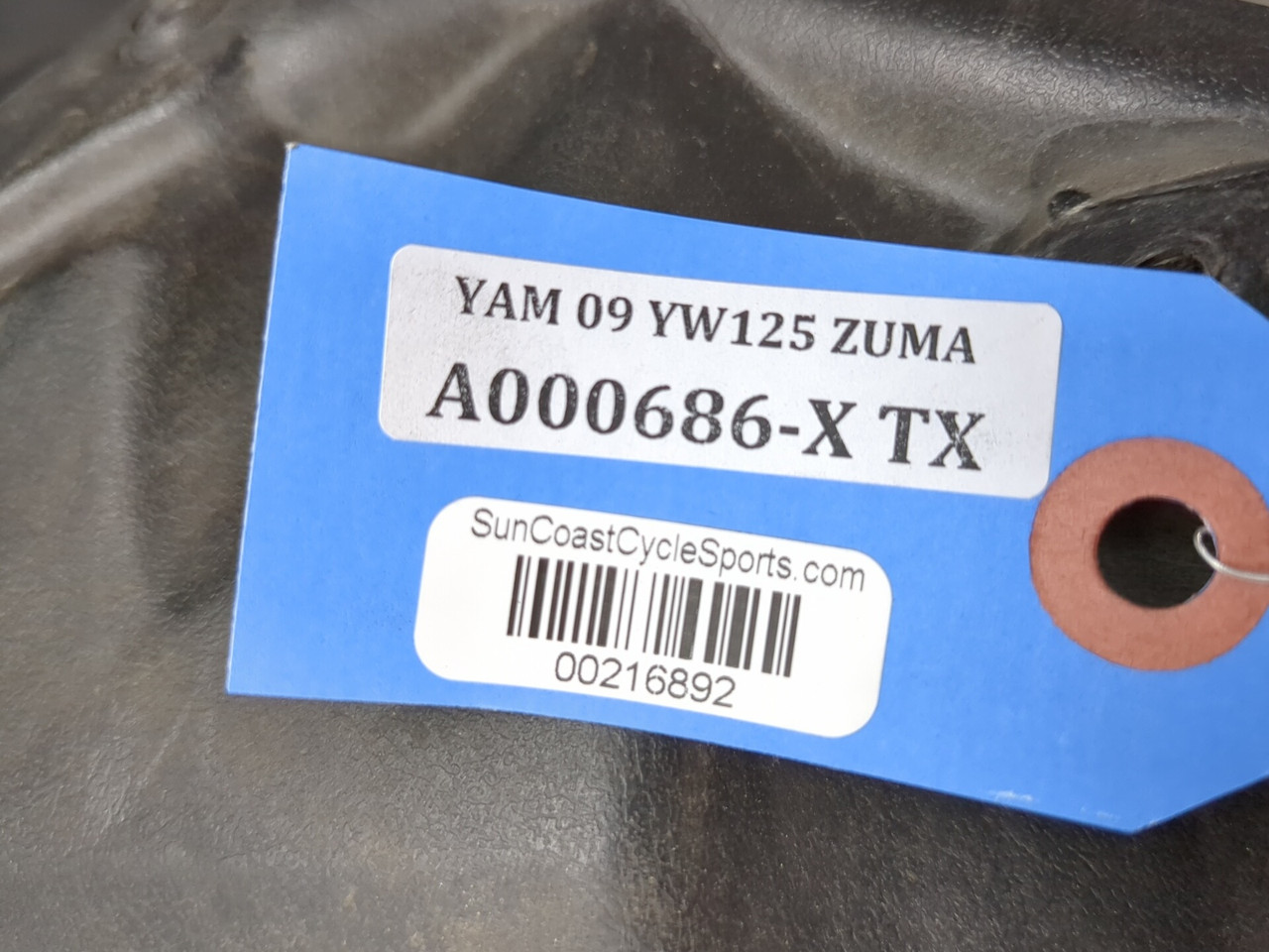 09-15 Yamaha Zuma YW125 Under Seat Storage Box 5S9-F473R-00-00