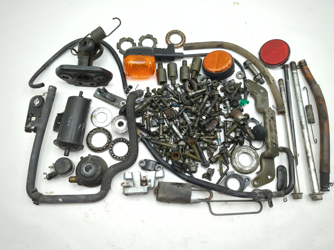 09-15 Yamaha Zuma YW125 Chassis Frame Hardware Nuts Bolts Hose