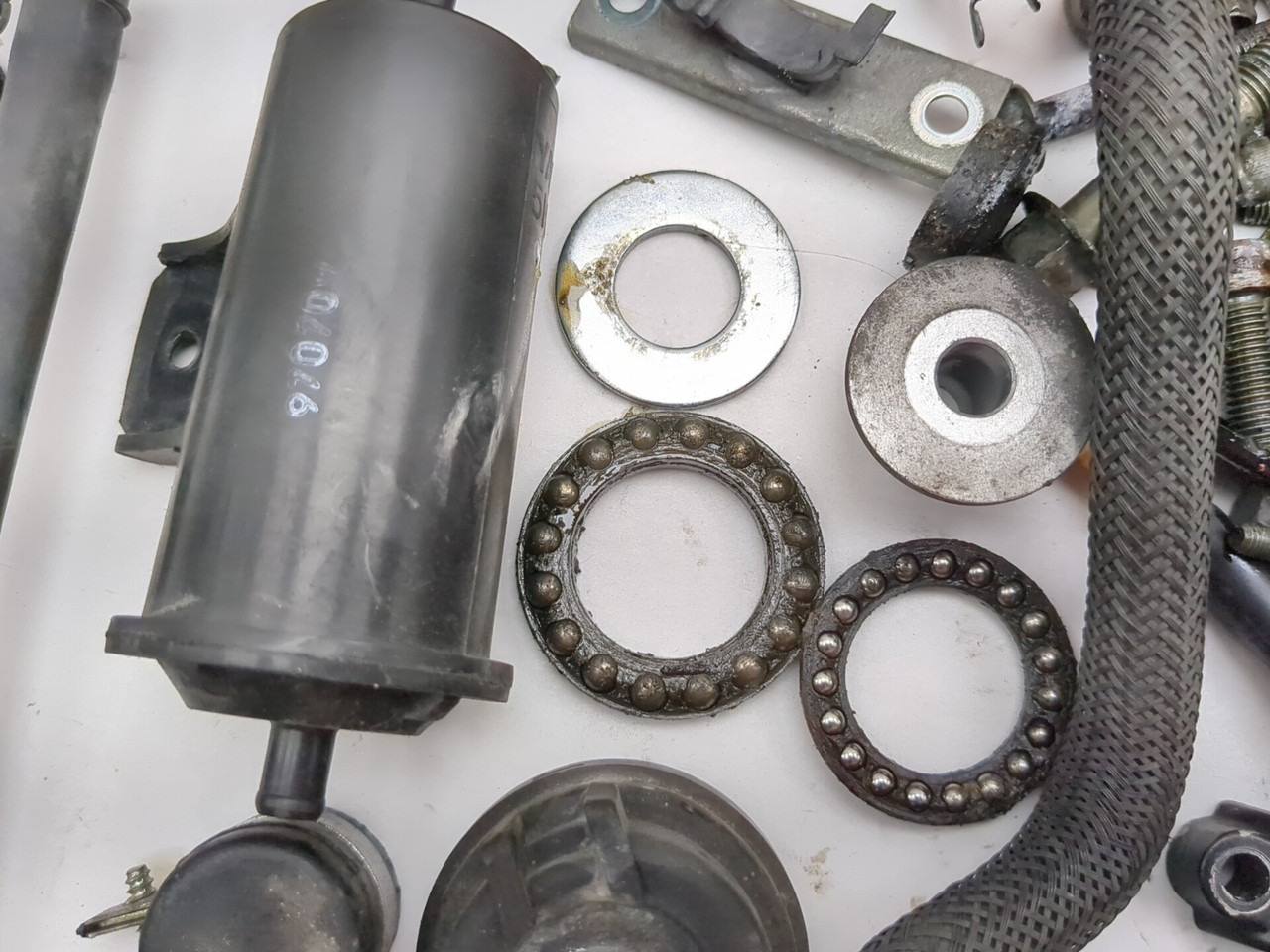 09-15 Yamaha Zuma YW125 Chassis Frame Hardware Nuts Bolts Hose