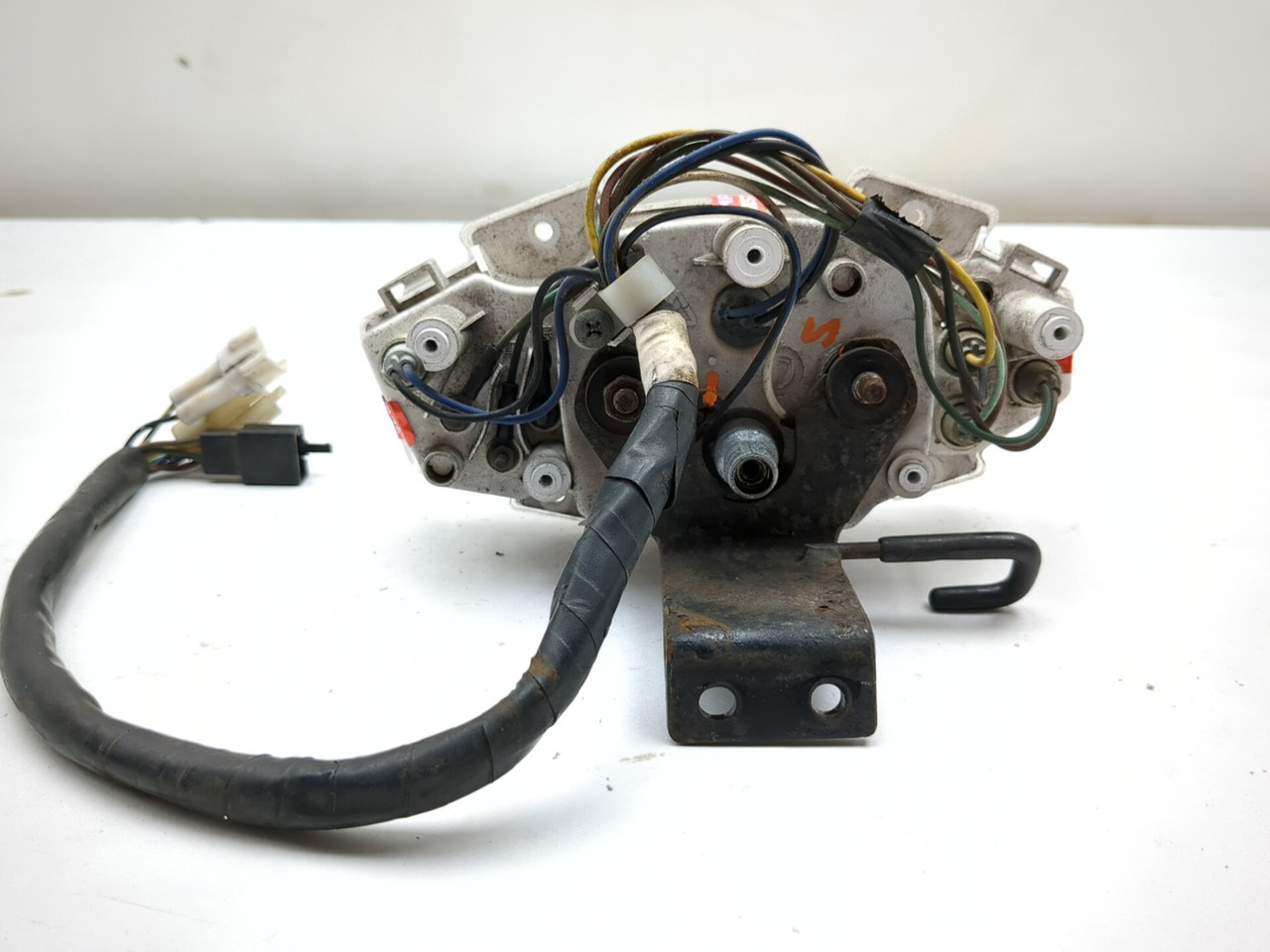 09-15 Yamaha Zuma YW125 Front Speedometer Gauge Tach Dash 32S