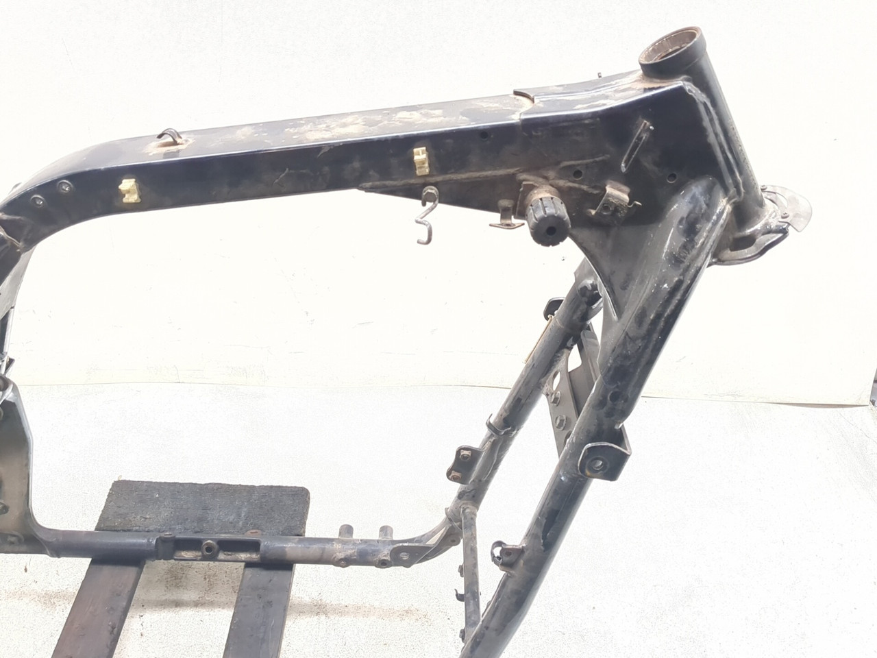02-04 Honda VTX1800S Main Frame Chassis STRAIGHT CLN - Sun Coast