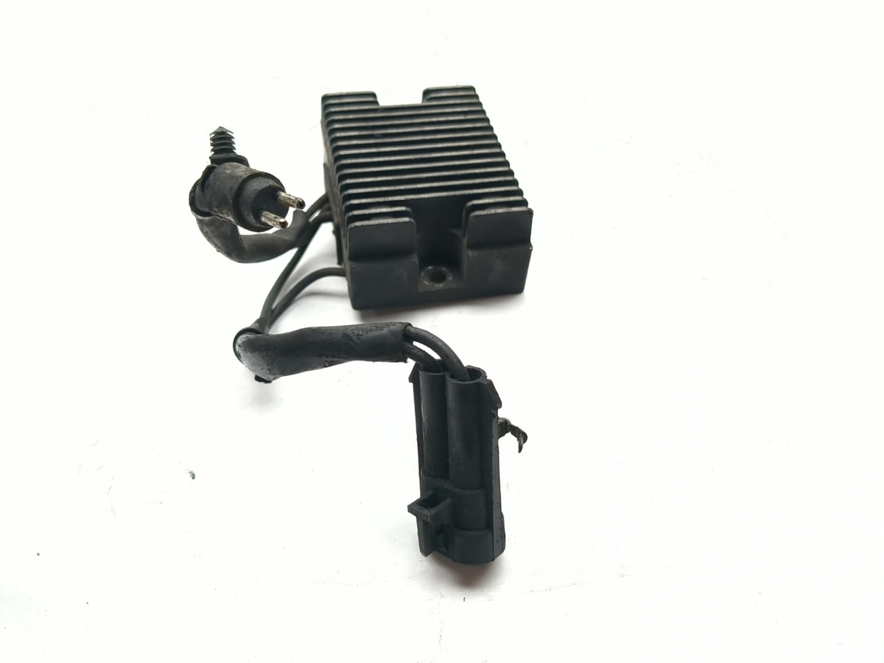 04-06 Harley Sportster XL1200 Front Voltage Regulator Rectifier