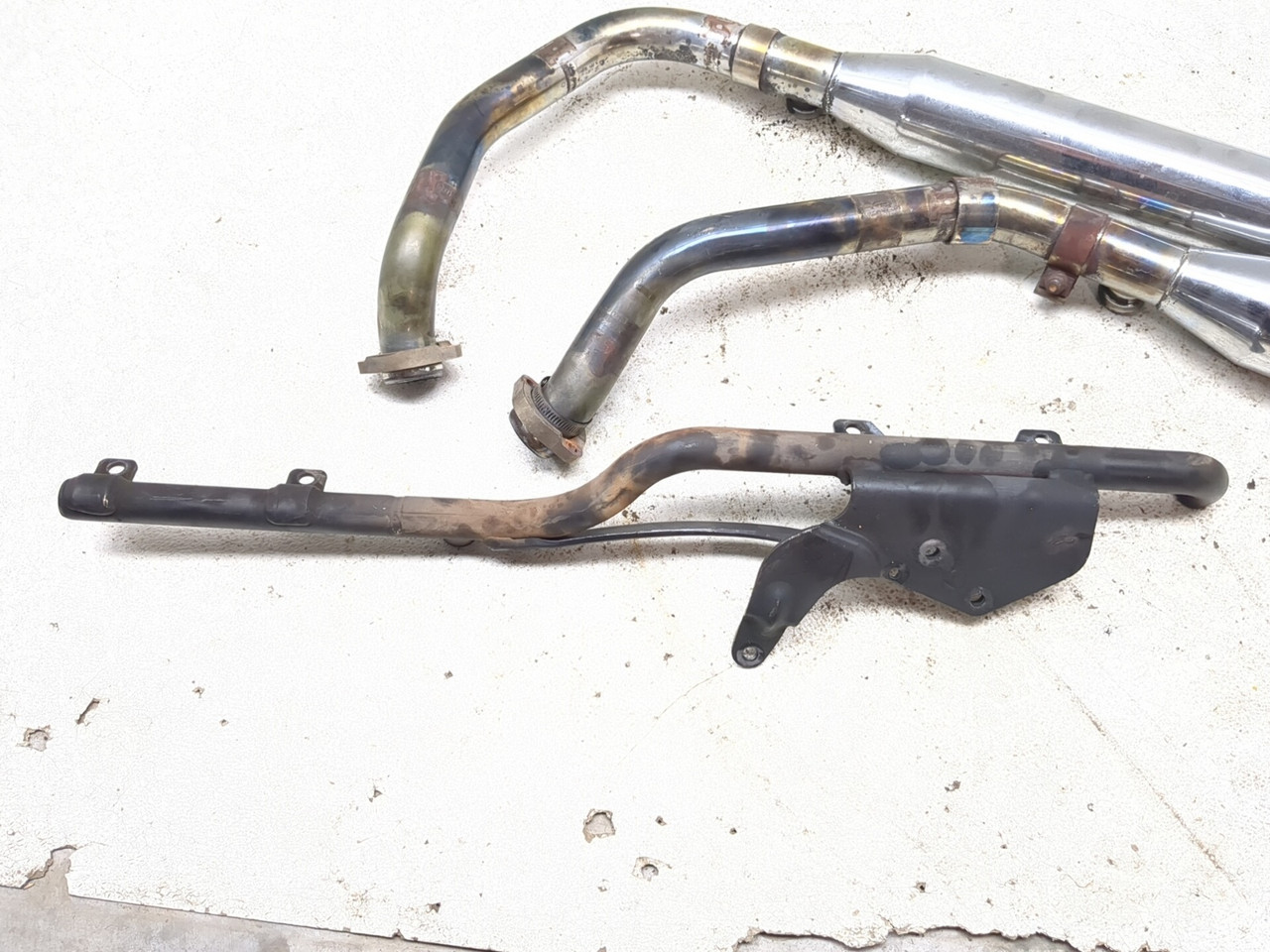 04-06 Harley-Davidson Sportster XL1200 Exhaust Header Muffler Pipe