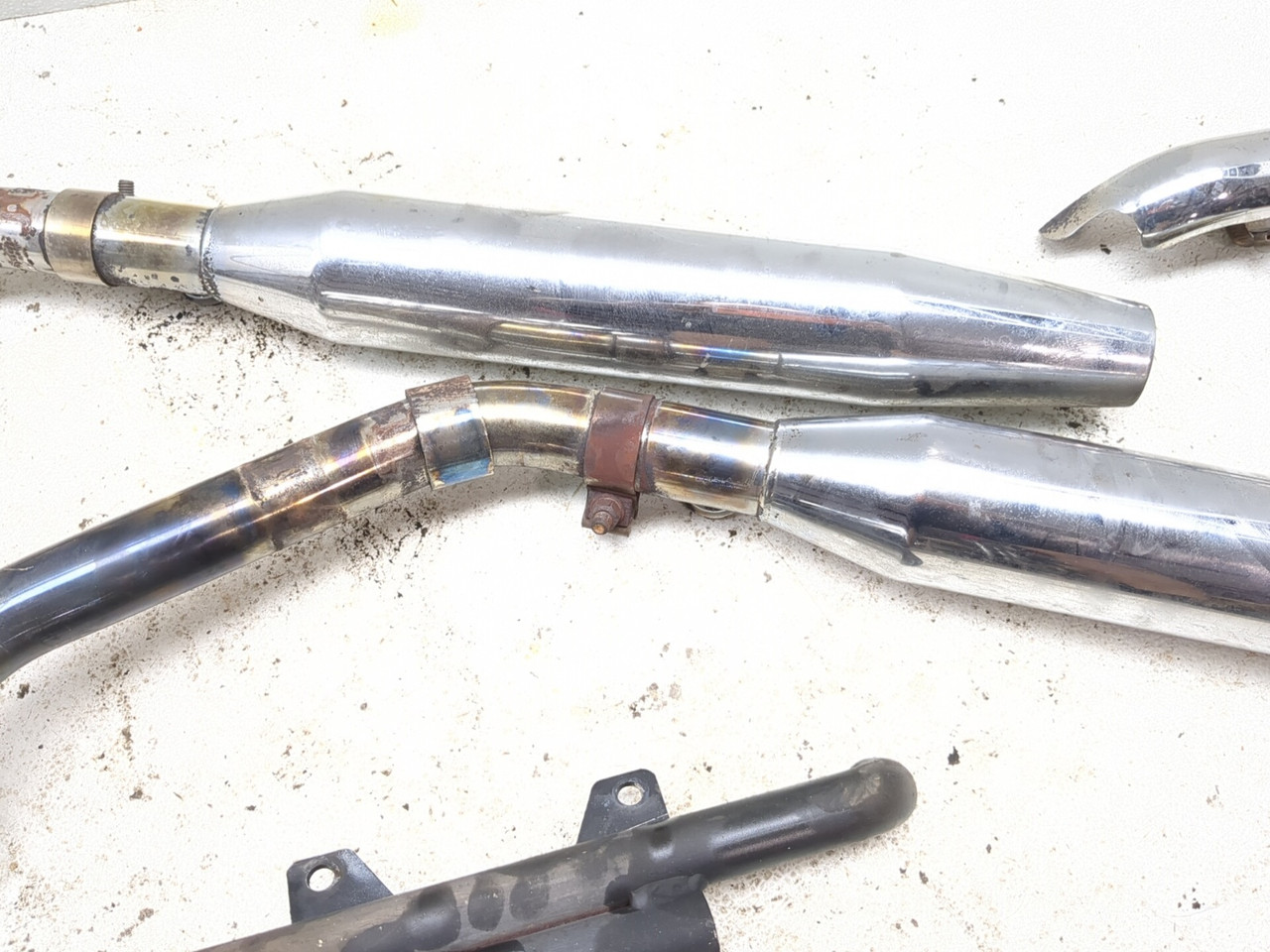 04-06 Harley-Davidson Sportster XL1200 Exhaust Header Muffler Pipe
