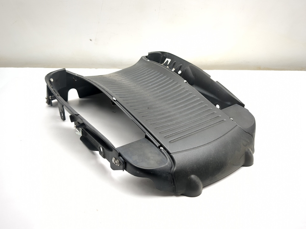 02-06 Harley Davidson VROD VRSCA Front Radiator Shroud 26735-01
