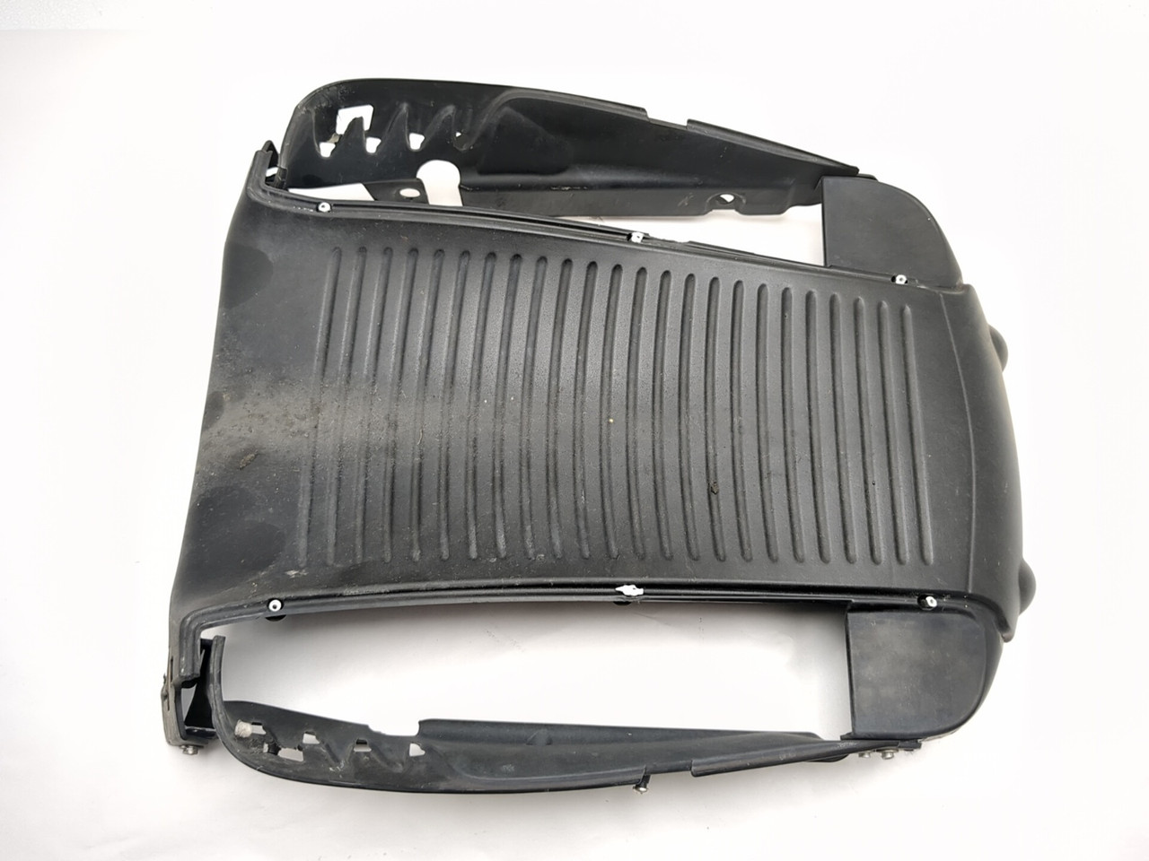 02-06 Harley-Davidson VROD VRSCA Front Radiator Shroud 26735-01