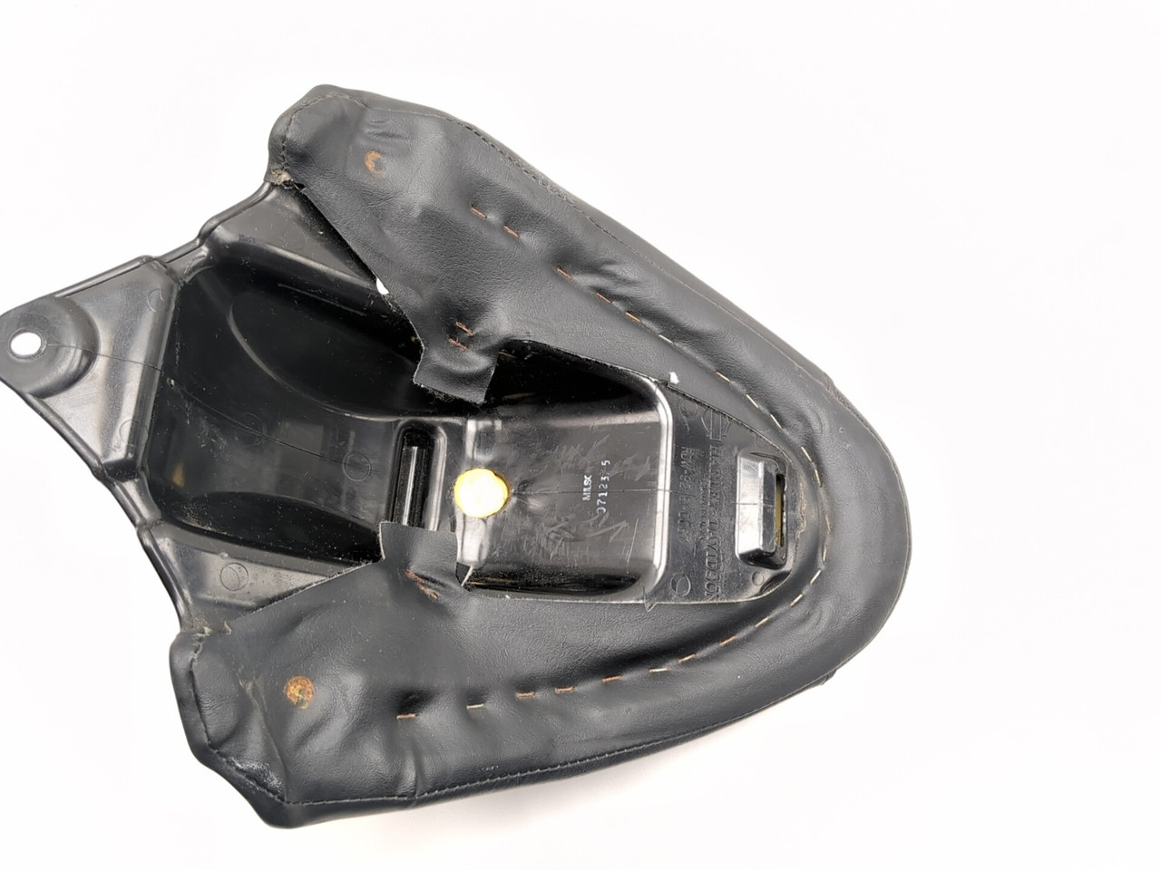 Re 02-06 Harley Davidson VROD VRSCA Rear Passenger Pillion Seat Pad