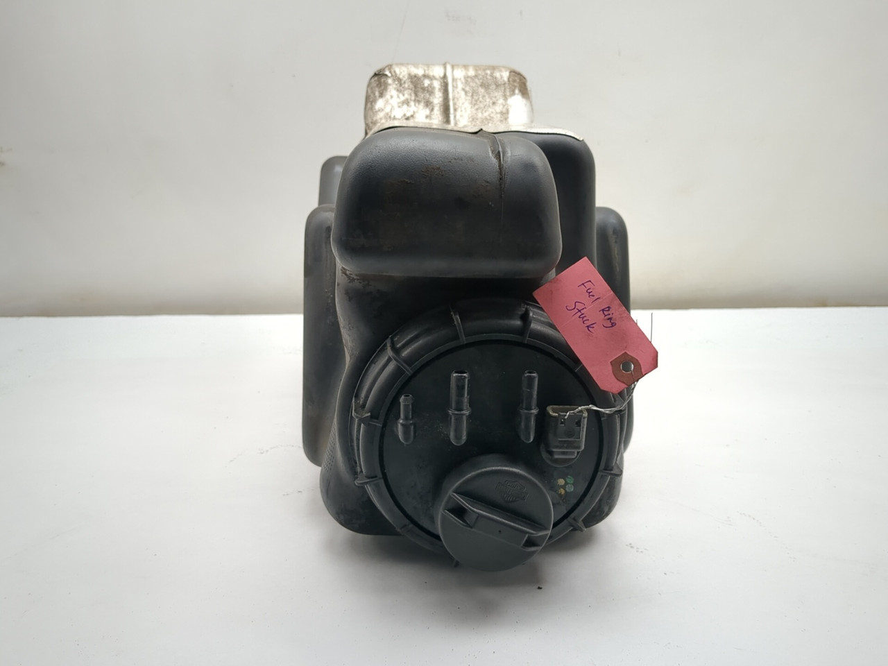02-06 Harley Davidson VROD VRSCA Gas Petrol Fuel Tank & Pump 61328