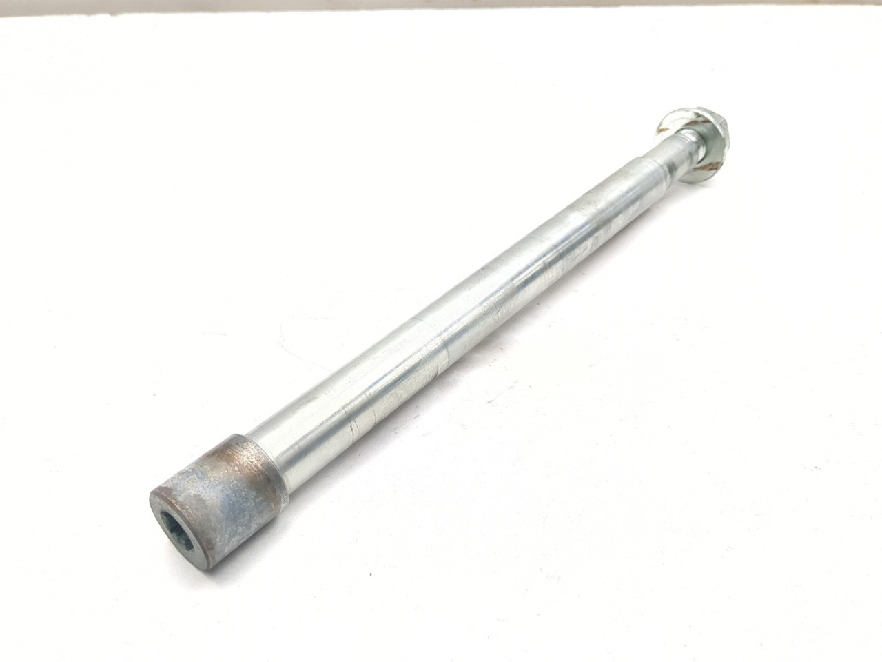 C・P 02-06 Harley-Davidson VROD VRSCA Rear Swingarm Pivot Bolt - Sun