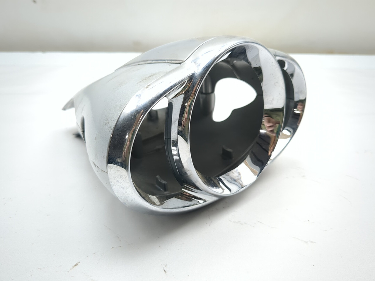 サニー 02-06 Harley Davidson VROD VRSCA Front Instrument Cluster Housing