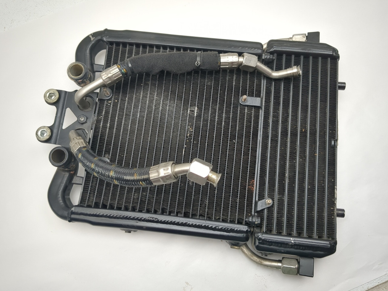 02-06 Harley Davidson VROD VRSCA Front Radiator & Oil Cooler W