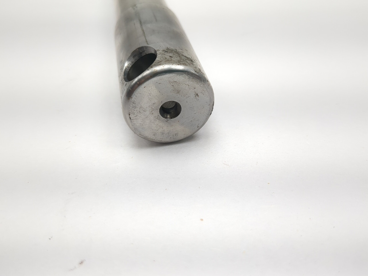 02-06 Harley-Davidson VROD VRSCA Front Wheel Axle Bolt Shaft 41540