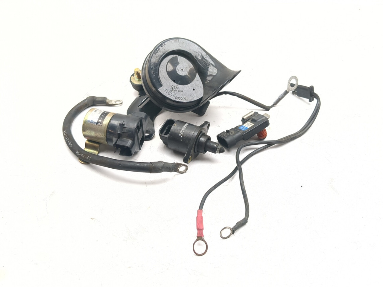 02-06 Harley VROD VRSCA Horn MAP Start Relay Idle Air Battery