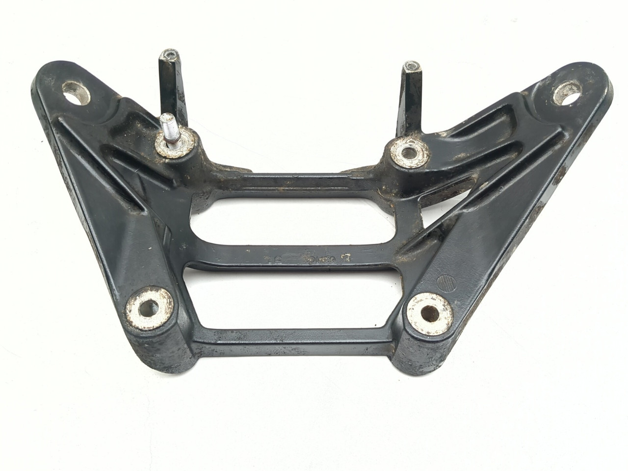99-04 Yamaha Waverunner SUV 1200 Rear Engine Mount 63M-21425-01-00