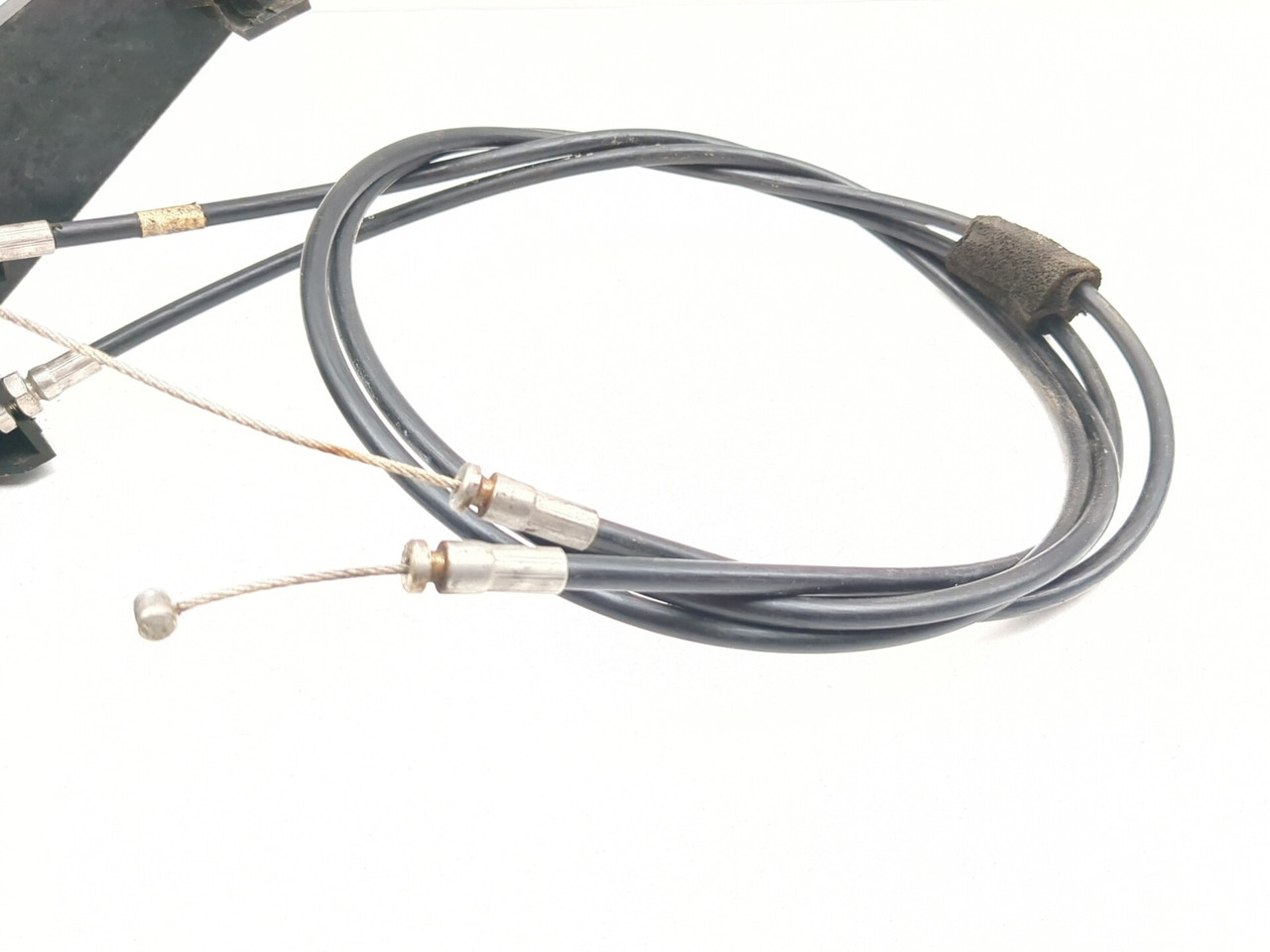 99-04 Yamaha Waverunner SUV 1200 Rear Trim Cable Bracket F0D-U153J