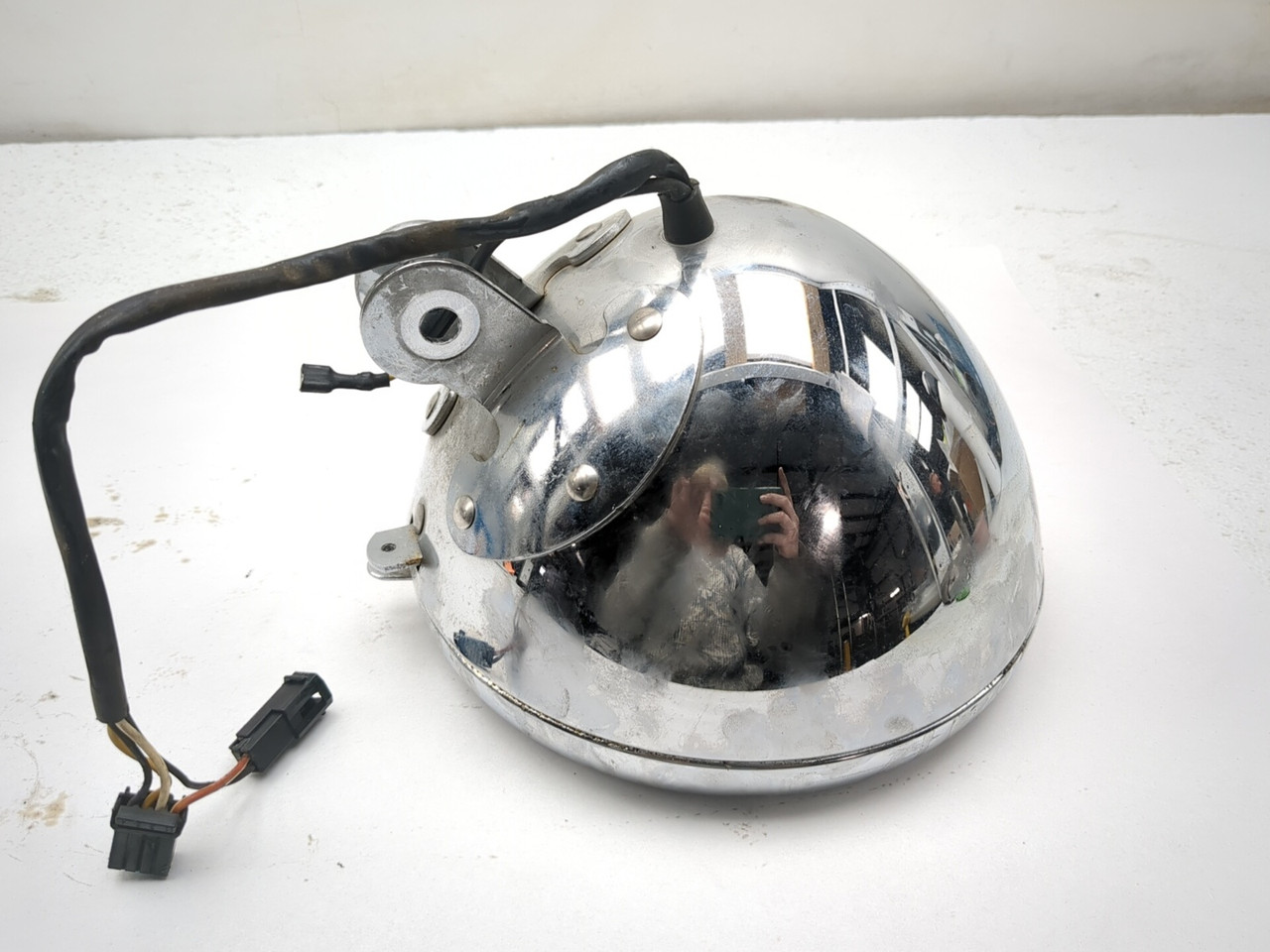 11-17 Harley FLSTC Heritage Softail Classic Front Headlight