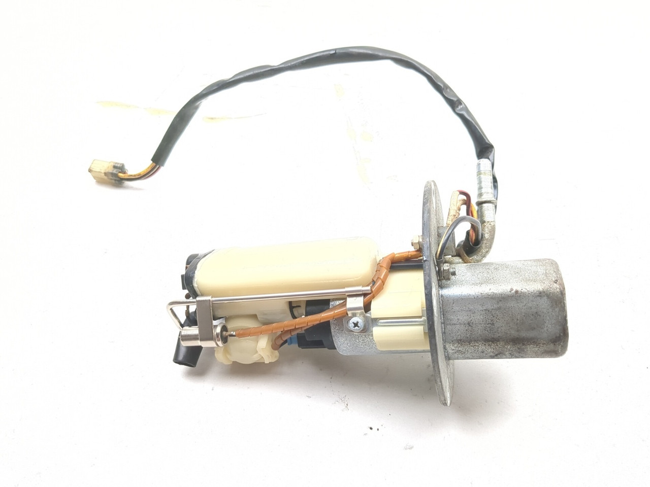 05 06 Kawasaki ZX6 ZX 636 Gas Fuel Pump 49040-0007 Mitsubishi UC