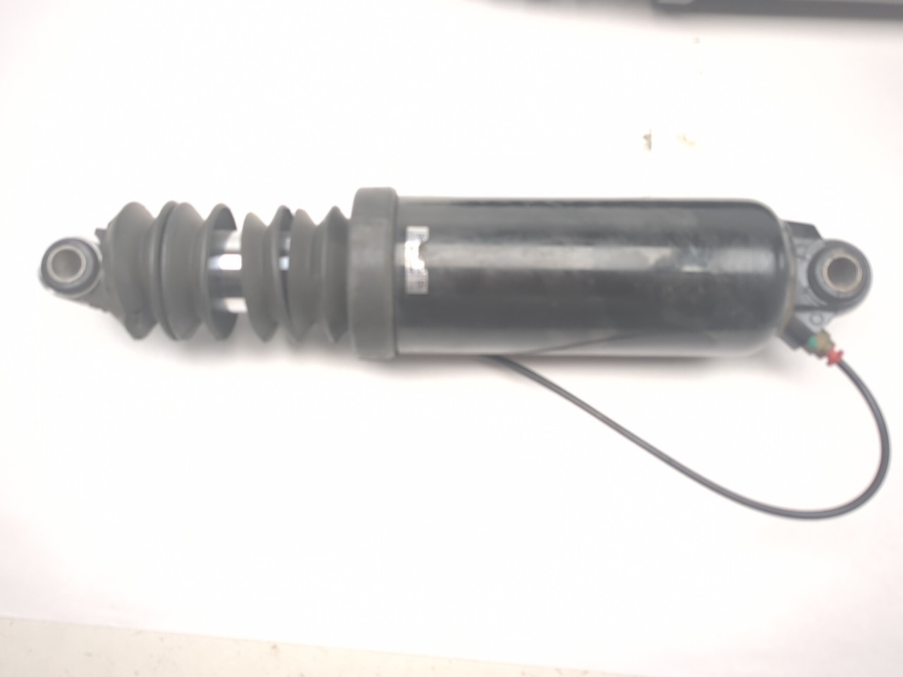 98-06 Harley Road King Classic FLHRCI Rear Left Right Air Shocks