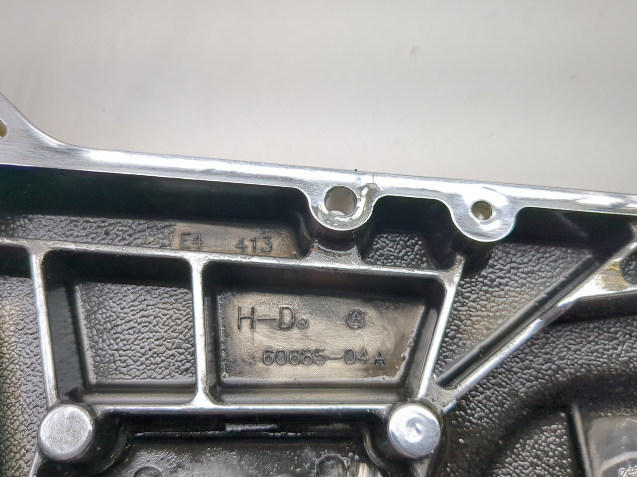 06 Harley Davidson Street Glide FLHXI Left Outer Primary 60685-04A