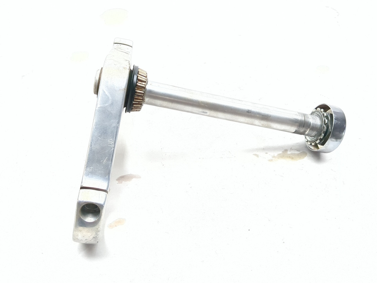 02-06 Harley-Davidson VROD VRSCA Front Lower Triple Tree 46752-01