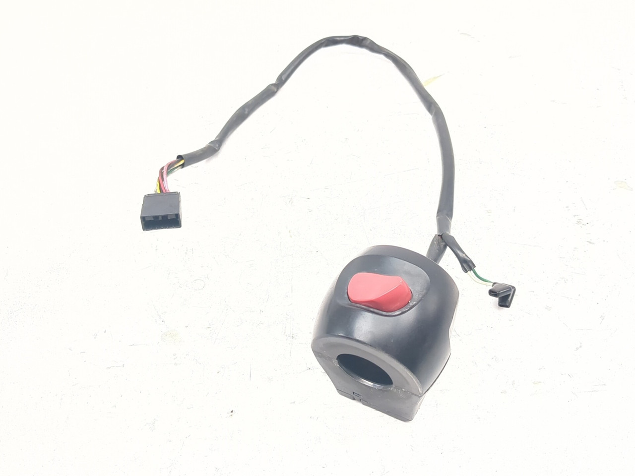 08-17 Victory Vision Front Right Handlebar Switch 4011357-067