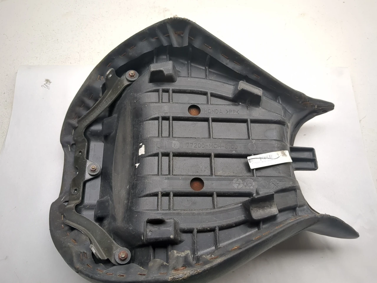 05-08 Honda VTX1800C Front Seat Bench Saddle Driver Passenger
