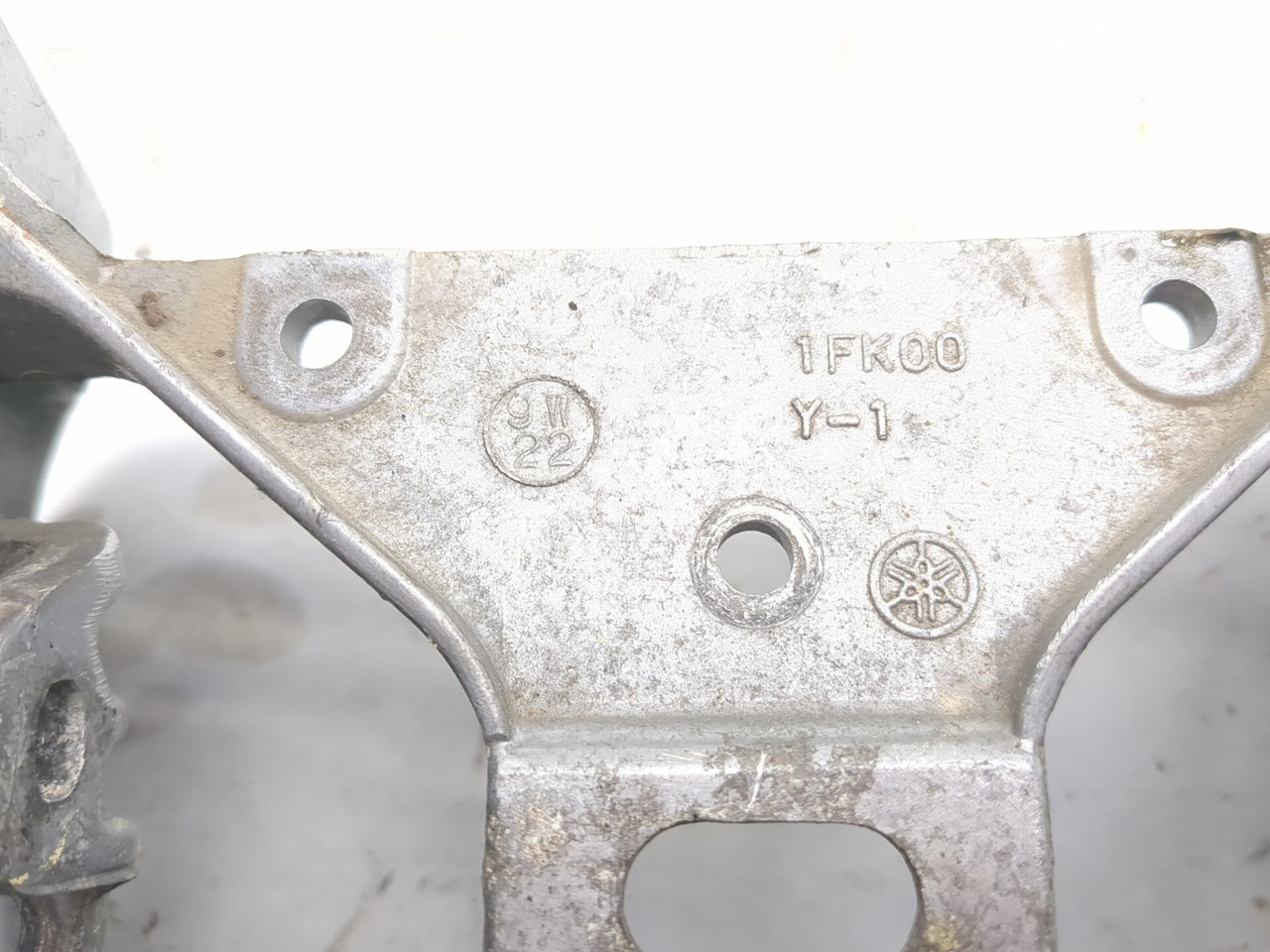 85-07 Yamaha VMAX 1200 VMX12 Rear Passenger Grab Rail 1FK-2163A-00