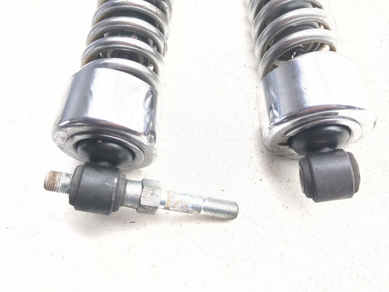 99-05 Harley-Davidson FXD Dyna Super Glide Rear Left Right Shock
