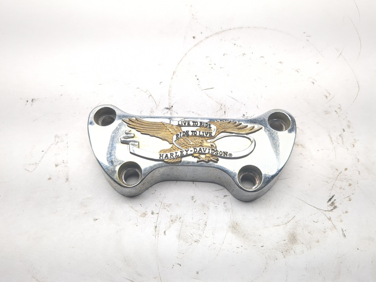 カン 00-06 Harley-Davidson Softail FXST Front Handlebar Riser Top Clamp