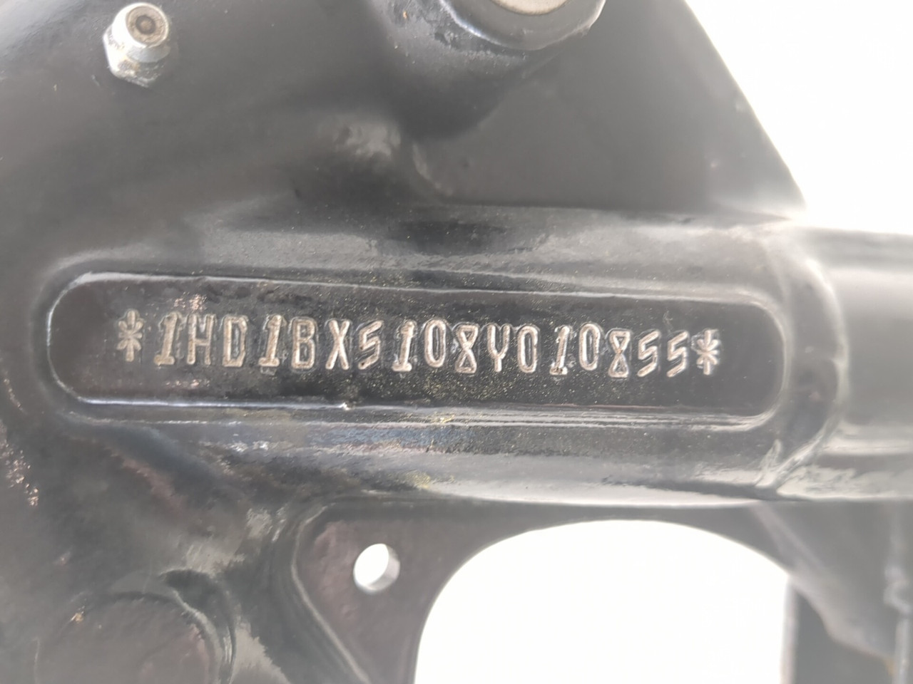 クローズ 07-17 Harley Softail Fatboy FLSTF Main Frame Chassis STRAIGHT CLN