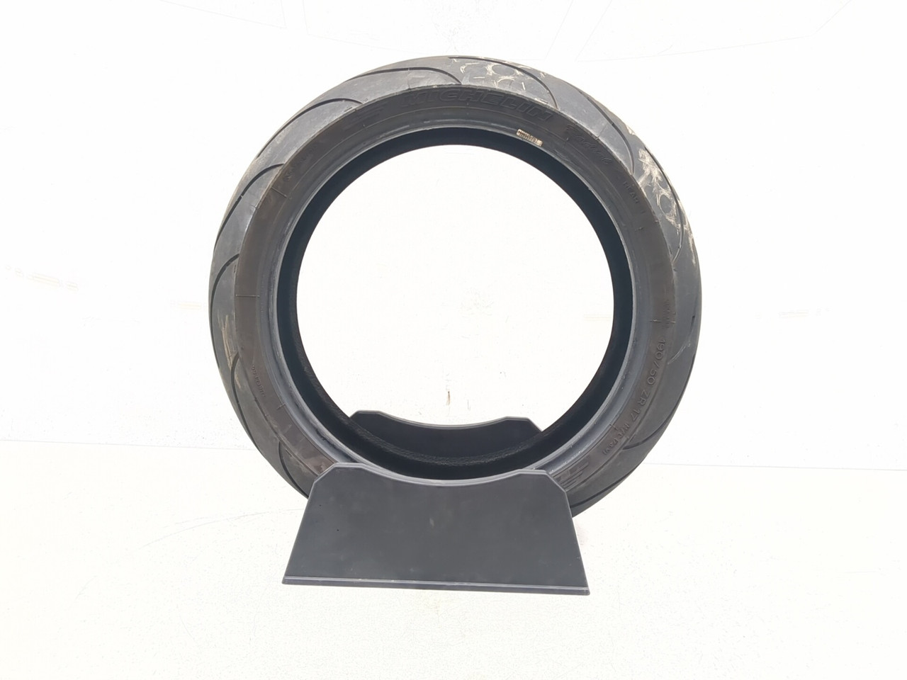 00-01 Kawasaki Ninja ZX1200 ZX12R Michelin 190/50ZR17 Rear Tire
