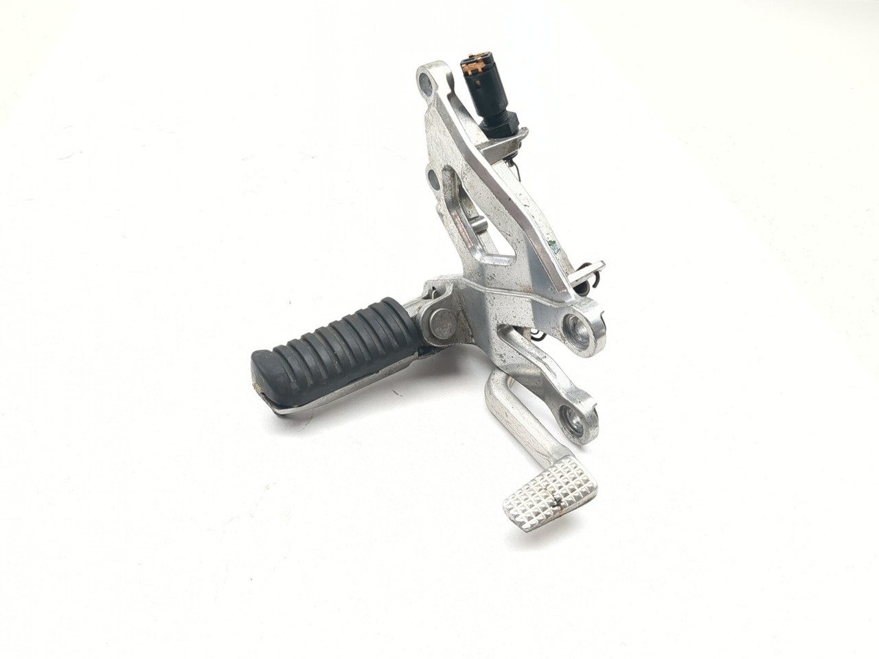 00-01 Kawasaki Ninja ZX1200 ZX12R Front Right Rearset Driver Peg