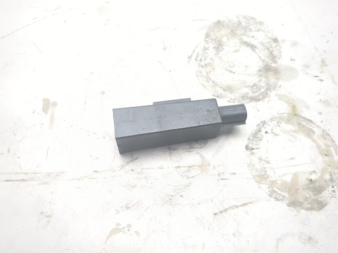 07-17 Harley Softail Fatboy FLSTF Security System Antenna Module