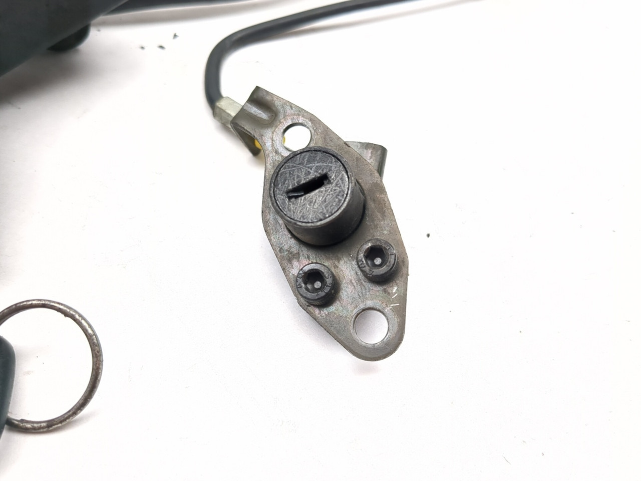 00-01 Kawasaki Ninja ZX1200 ZX12R Ignition Switch Fuel Cap Seat