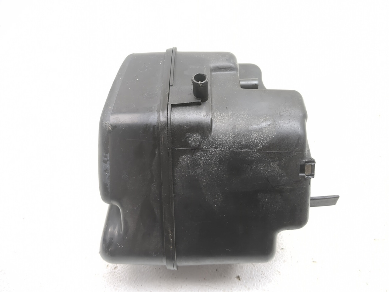 05-09 Suzuki S50 Boulevard VS800 Rear Air Cleaner Box 13700-38A50