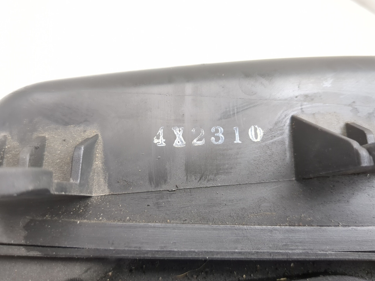 05-09 Suzuki S50 Boulevard VS800 Rear Air Cleaner Box 13700-38A50