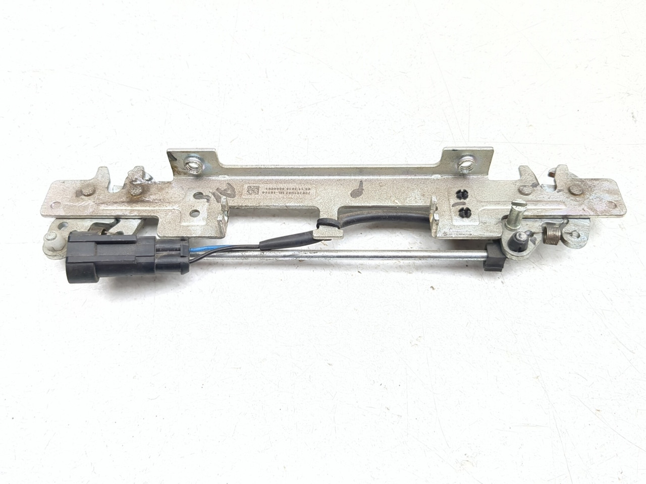 14-19 Can Am Spyder Roadster RT Front Rear Trunk Center Latch Set