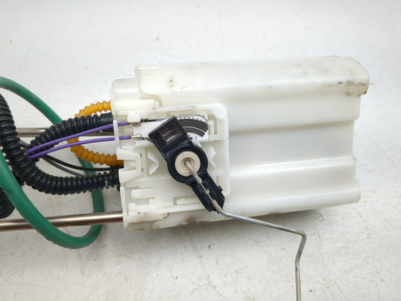 14-19 Can Am Spyder Roadster RT Fuel Pump Assembly 709000370 - Sun