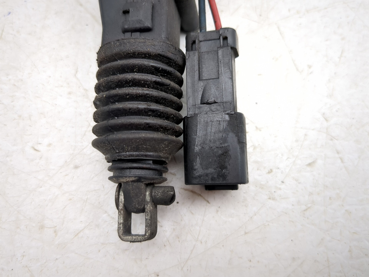 14-19 Can Am Spyder Roadster RT Front Storage Lock Release