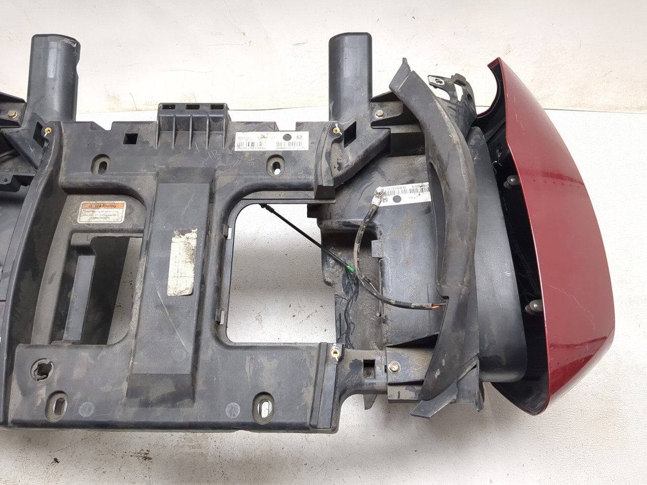 「RT-109099」 14-19 Can Am Spyder Roadster RT Trunk Saddlebag Housing Assembly