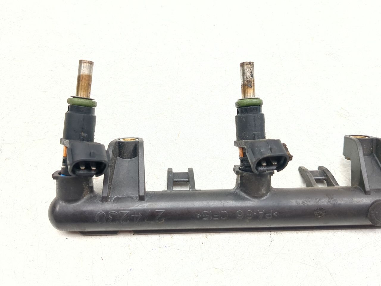 14-19 Can Am Spyder Roadster RT Fuel Rail Injectors 420274230