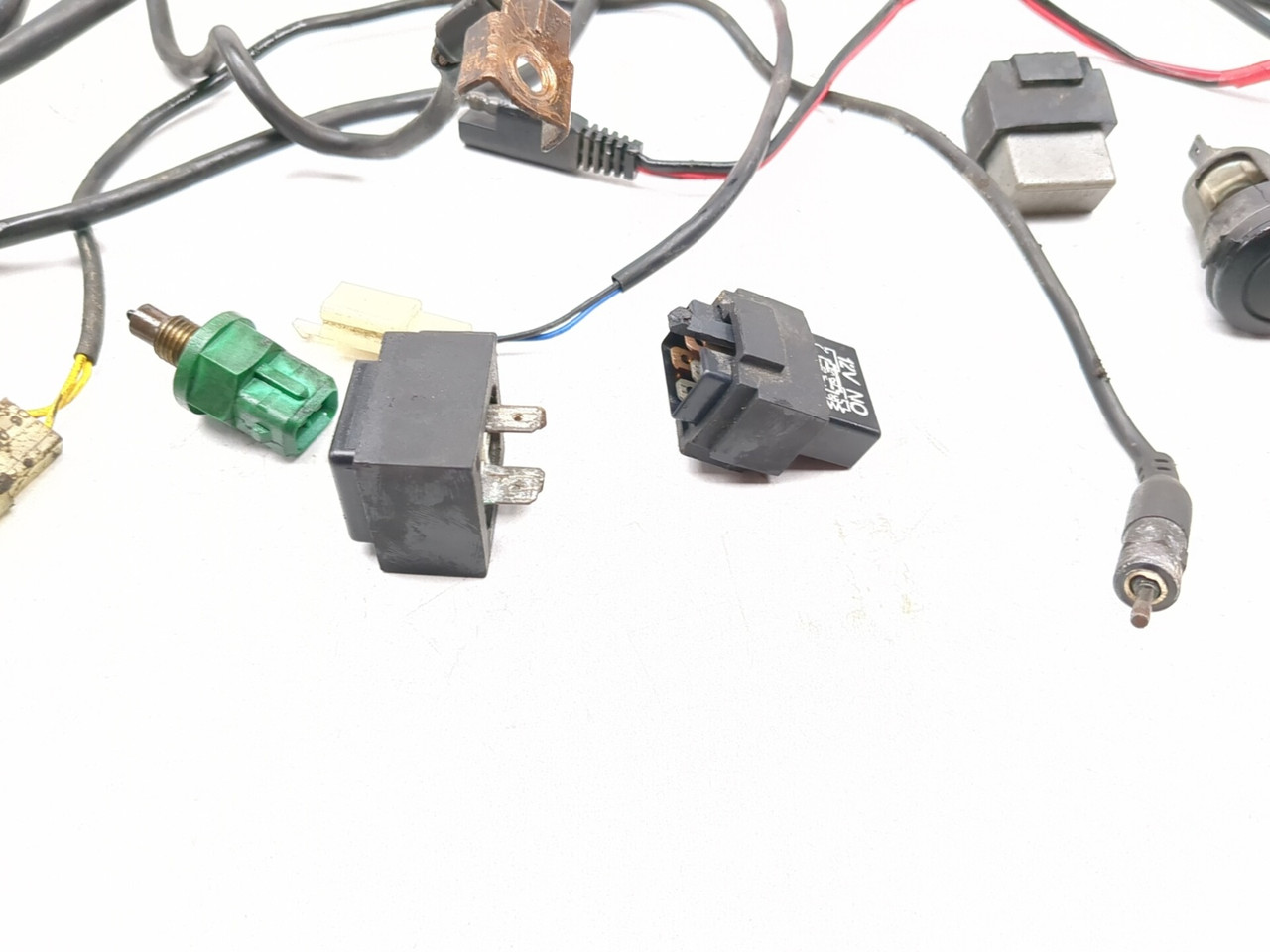 01-07 Aprilia Caponord ETV 1000 Relay Sensor Cable Horn Kit Set