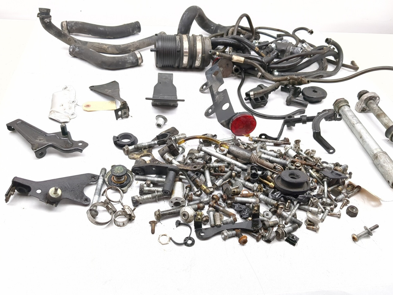 01-07 Aprilia Caponord ETV 1000 Bolt Nut Axle Fastener Bracket