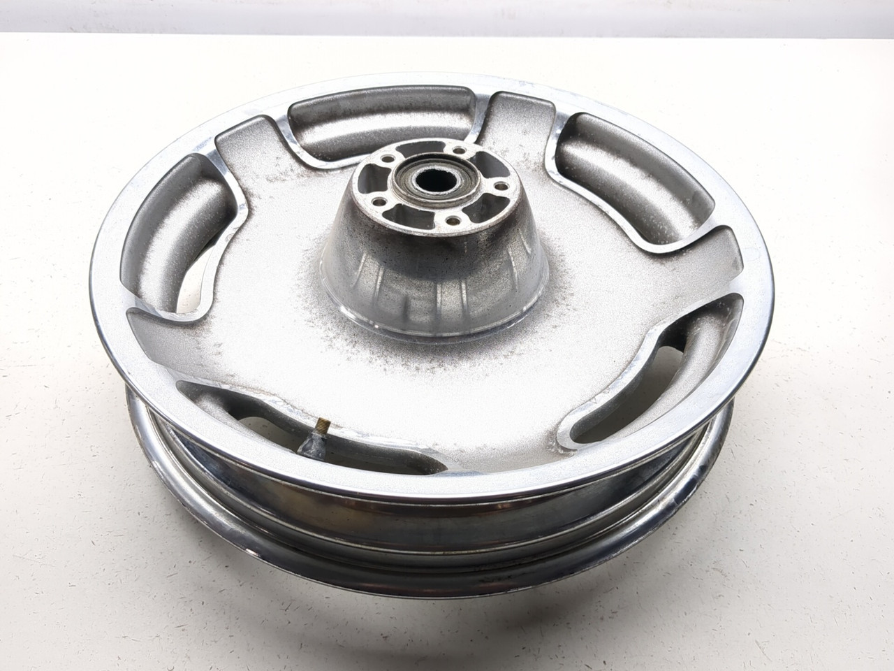 04-06 Harley-Davidson Road King Custom FLHRS Front Wheel Rim 16X3