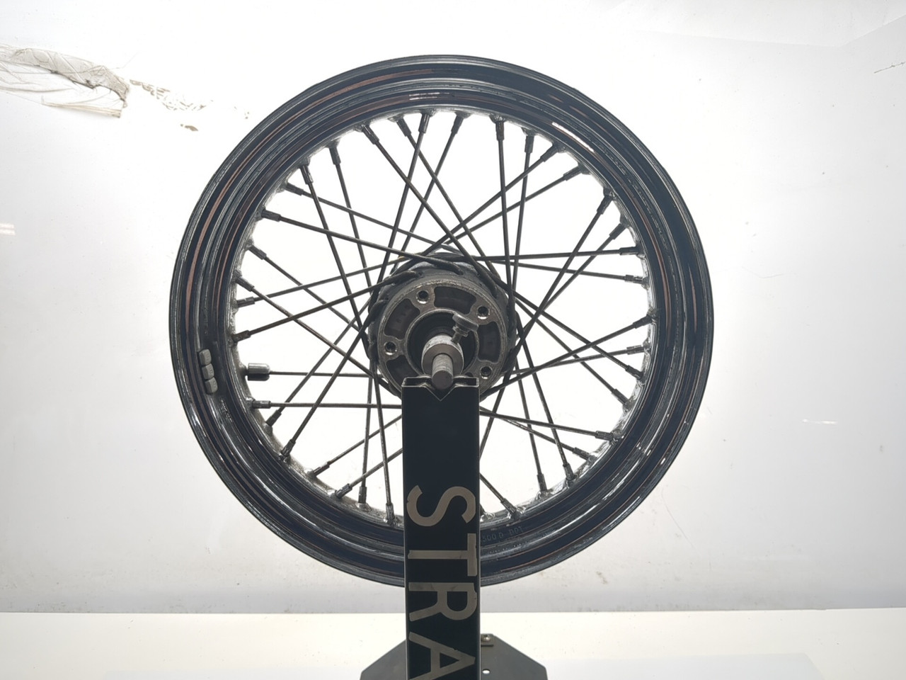 00-06 Harley Heritage Softail Classic FLSTCI Front Wheel Rim 16X3