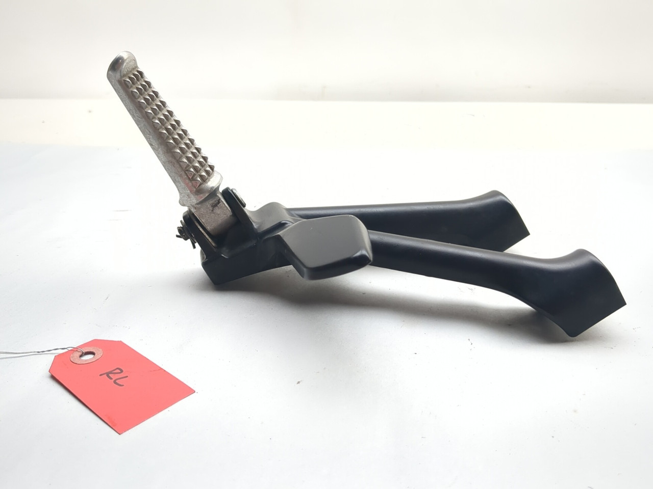 Re.inc ！ 23-26 Honda SCL500 Rear Left Right Passenger Foot Peg Bracket Set ラケット