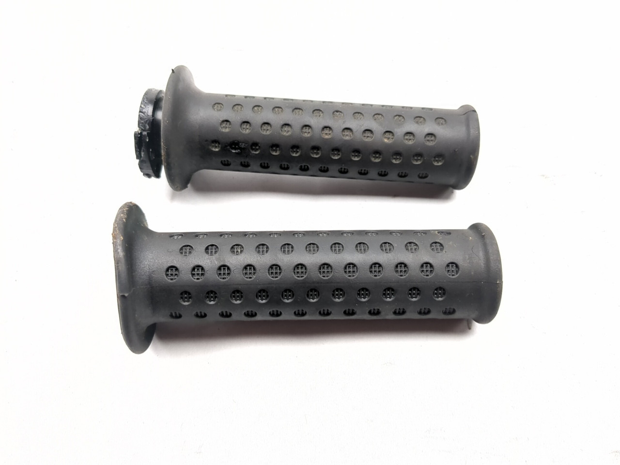 TWICE セット 06-11 Piaggio MP3 250 Front Left Right Handlebar Grip Set - Sun
