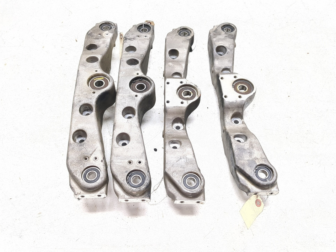 06-11 Piaggio MP3 250 Front Suspension Control Arms Set 646556